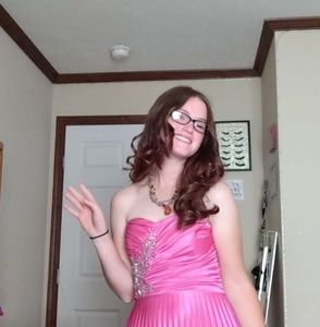 Meet your Posher, Sarah